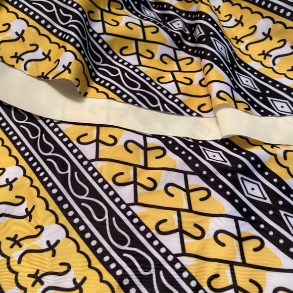 Womens Ruffled Bathing Suit - Picture 4 of 7